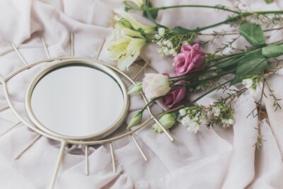 Aesthetic Mirror