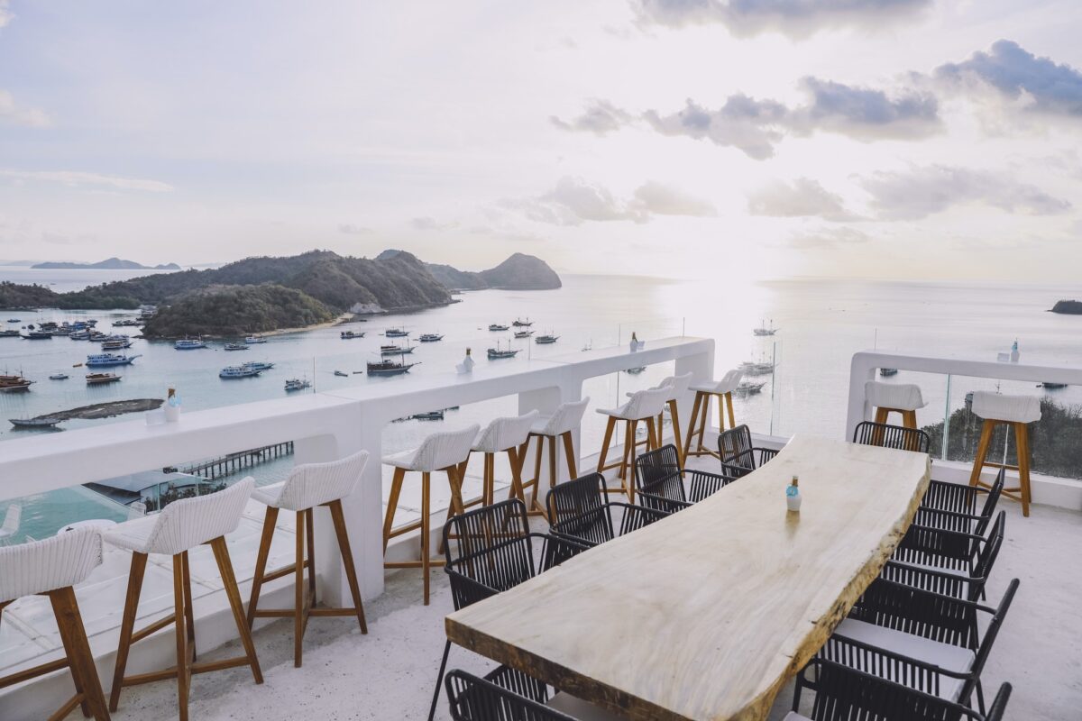 Cozy rooftop cafe