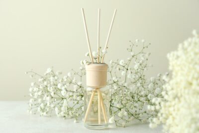 Diffuser and flowers 
