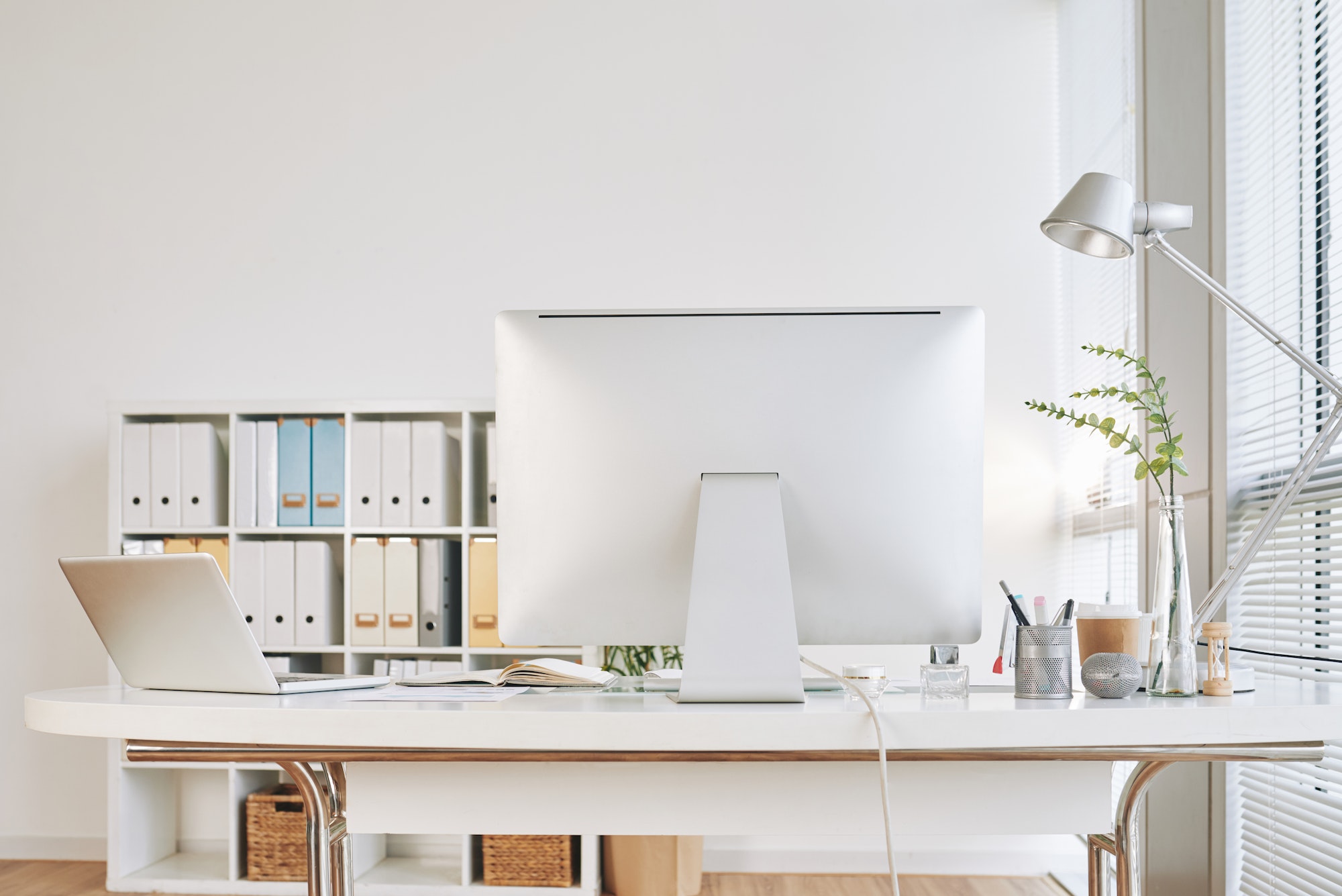 Furniture Kantor yang Wajib Ada untuk Ruang Kerja